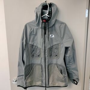 Nike International Jacket